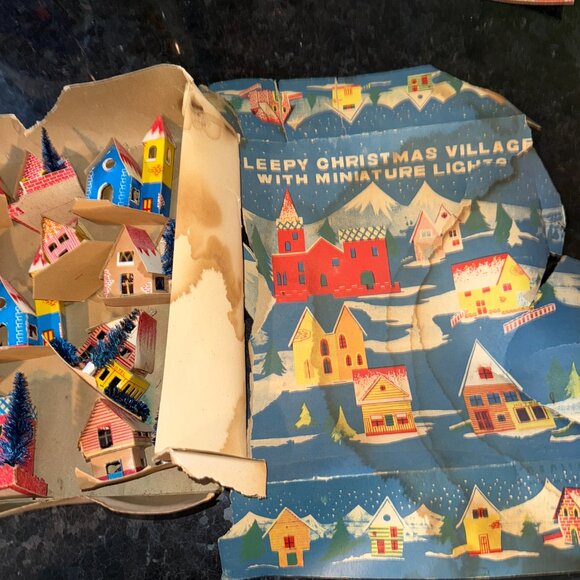 Antique Putz Sleepy Christmas Village 12 House Set Lights do not work Japan Read - Picture 2 of 10